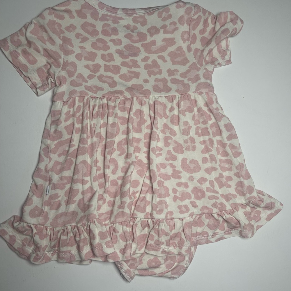 Posh Peanut Delaney Print Onesie - Picture 3 of 4